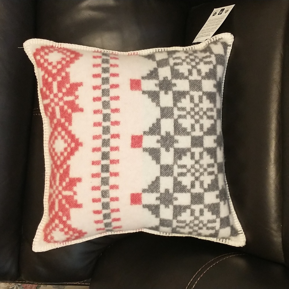 NWT Barker Textiles 100% New Zealand wool throw pillow